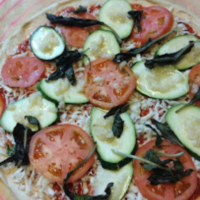 Veggie Lover Pizza 16".