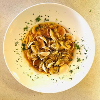 Linguini with Clam Sauce